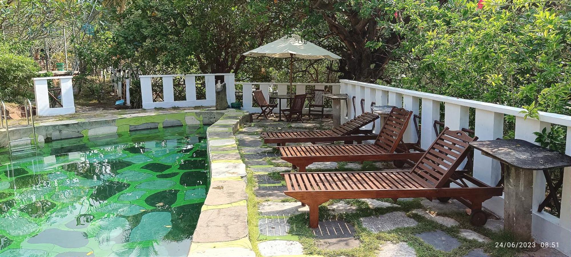 Breve Azurine Lagoon Resort Karimunjawa Exterior foto